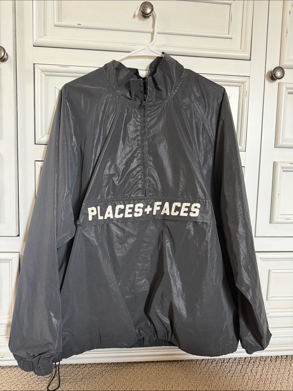 Gray Windbreaker Pullover Jacket